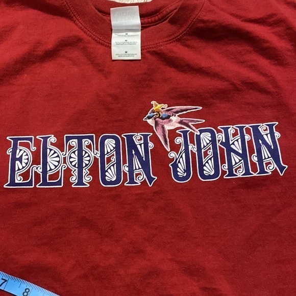 GILDAN Activewear Women’s Elton John Burgundy Short  Sleeve Shirt (Size Medium) - Picture 7 of 8
